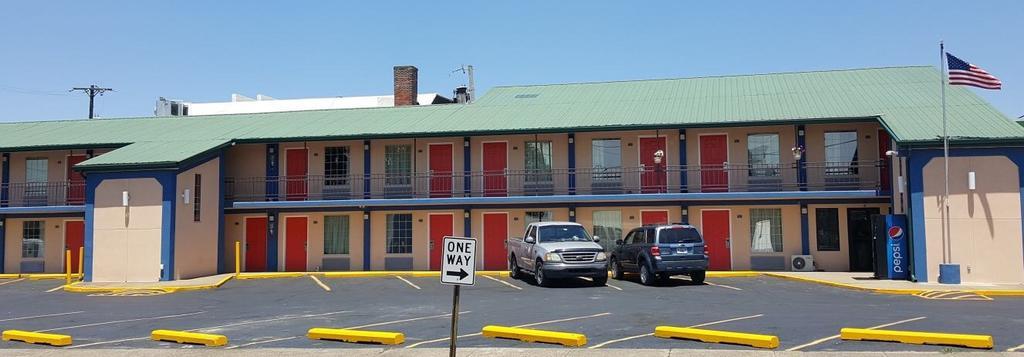 Budget Inn - Washington Экстерьер фото