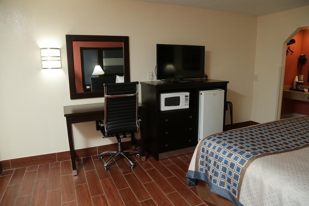 Budget Inn - Washington Экстерьер фото