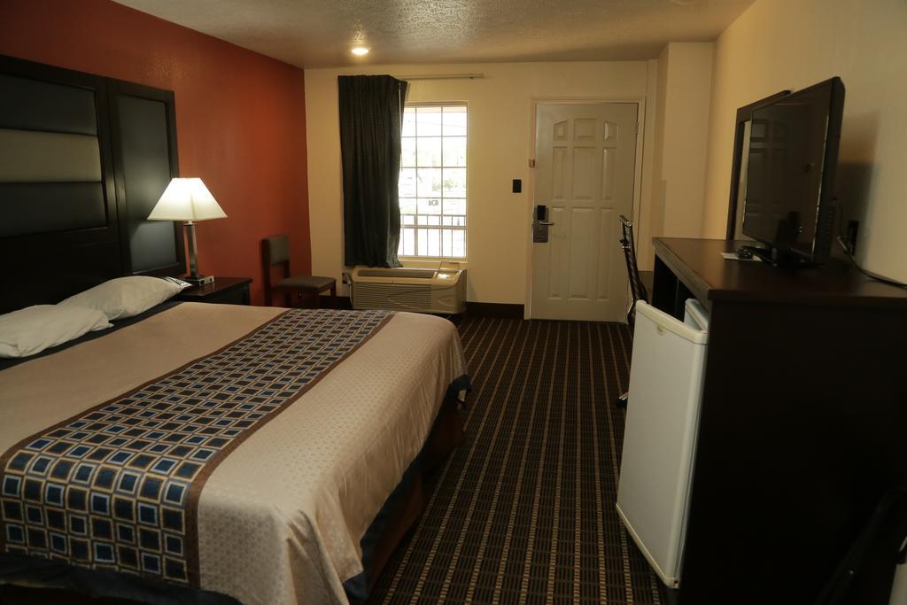 Budget Inn - Washington Экстерьер фото