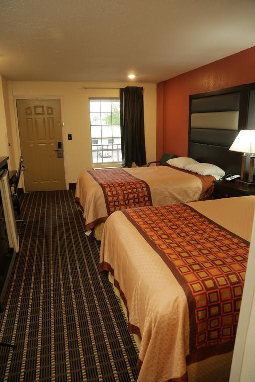 Budget Inn - Washington Экстерьер фото